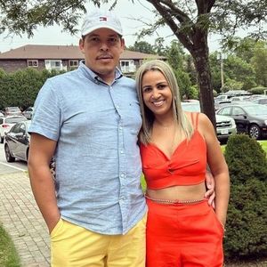 Meet your Posher, Mara rogerio